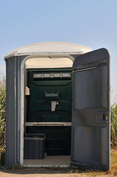 Best Temporary restroom rental  in Tangerine, FL